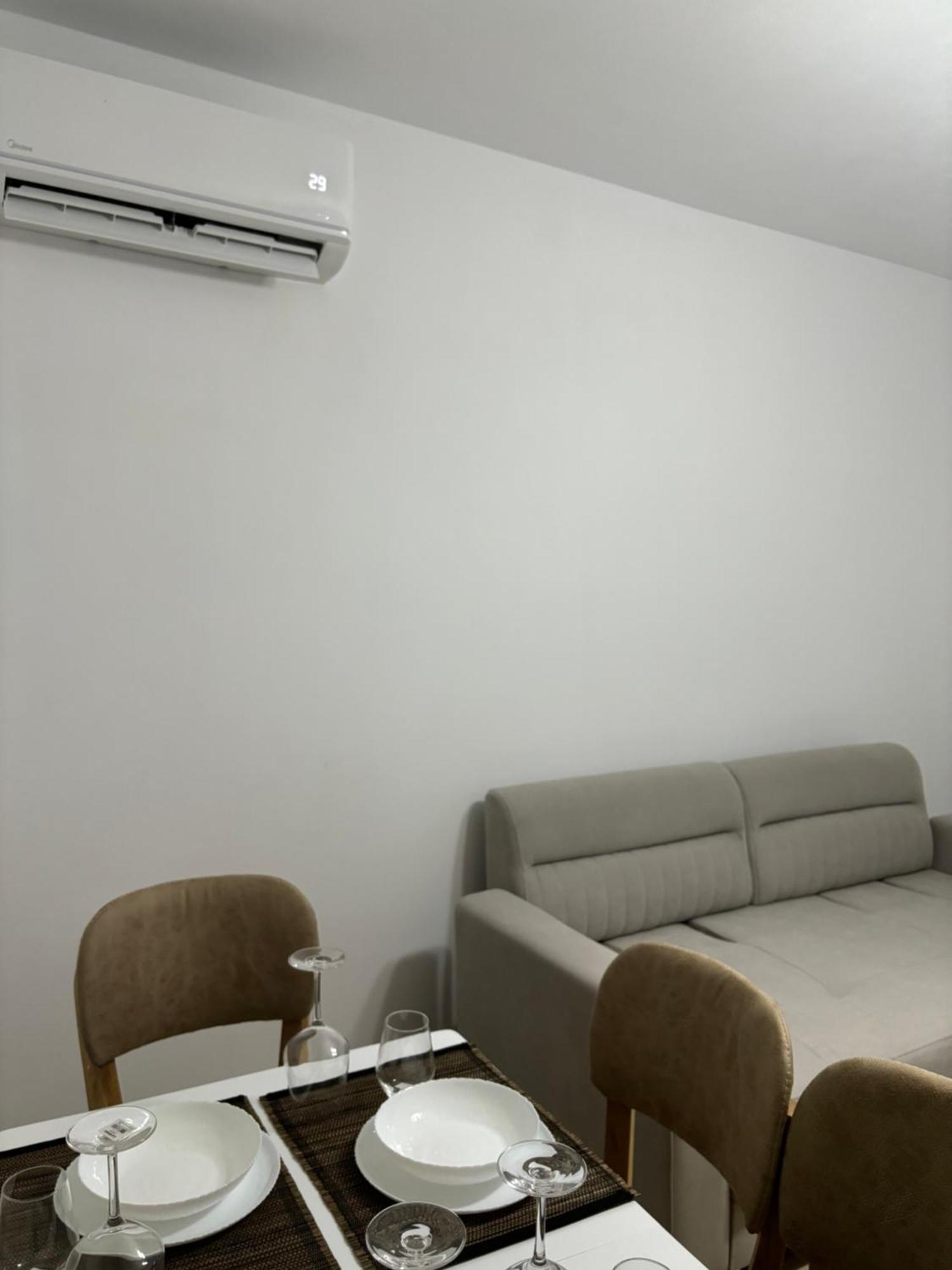 Kevi 'S Place Tirana Exterior foto